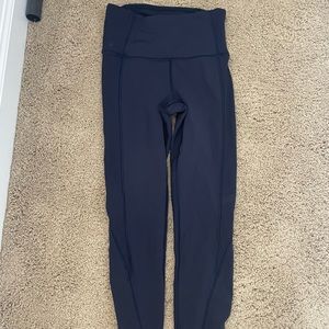 Lululemon Size 4 leggings navy